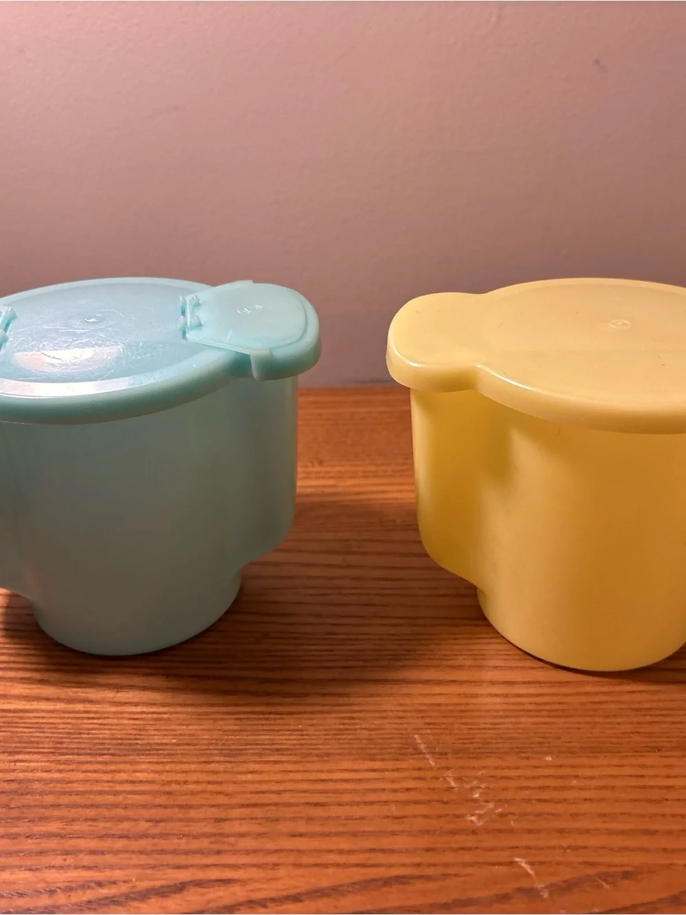 Tupperware Aqua and Yellow Pouring Cups with Flip Spouts